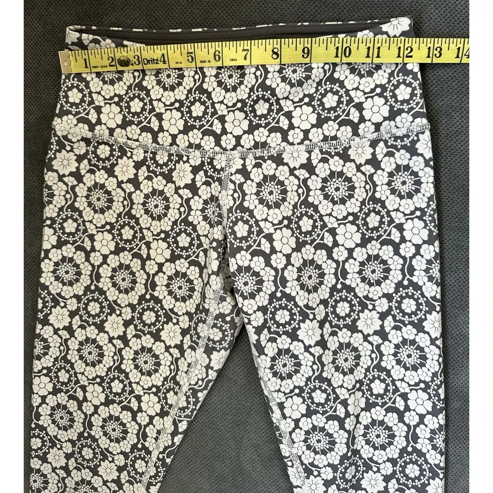 Lululemon Full Length Leggings Women's  Wunder Under Twiggy Floral Nimbus Gray 4